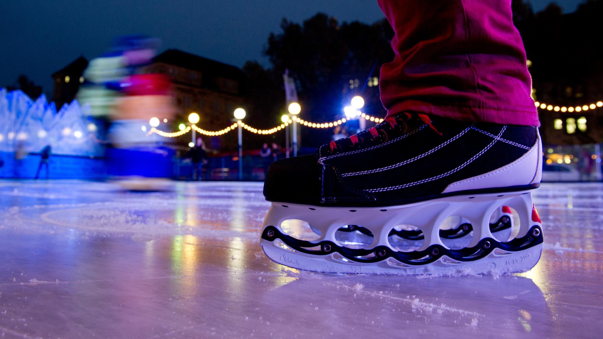 Schlittschuh laufen in Hessen Eisbahnen und Eishallen im Überblick