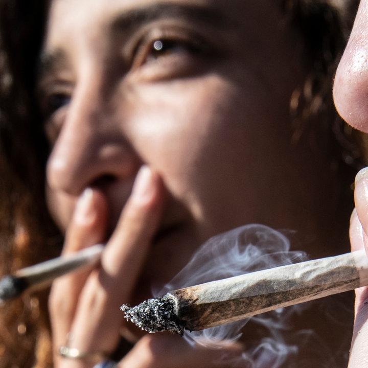 Legalisierung Von Cannabis Frankfurt Und Offenbach Wollen Modellregion