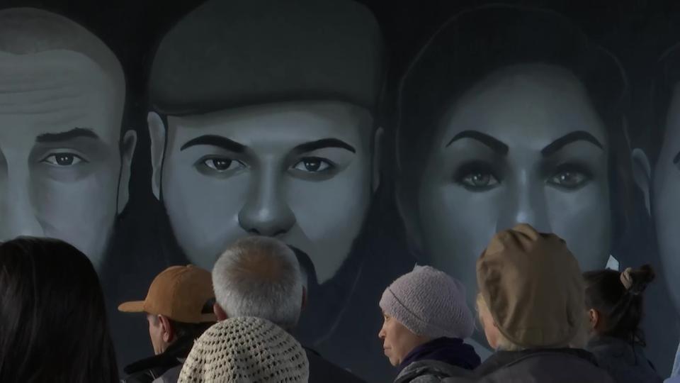 Graffito Zum Gedenken Der Hanau Opfer Wieder Hergestellt Video