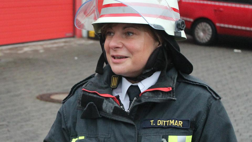  Kreisbrandinspektorin Tanja Dittmar (43) ist seit 2014 für die Feuerwehren im Kreis Hersfeld-Rotenburg zuständig. Bild © Landkreis