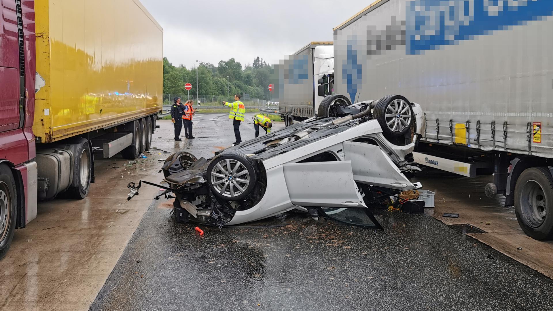 Autofahrer Stirbt Nach Unfall Auf A Bei Friedewald Hessenschau De