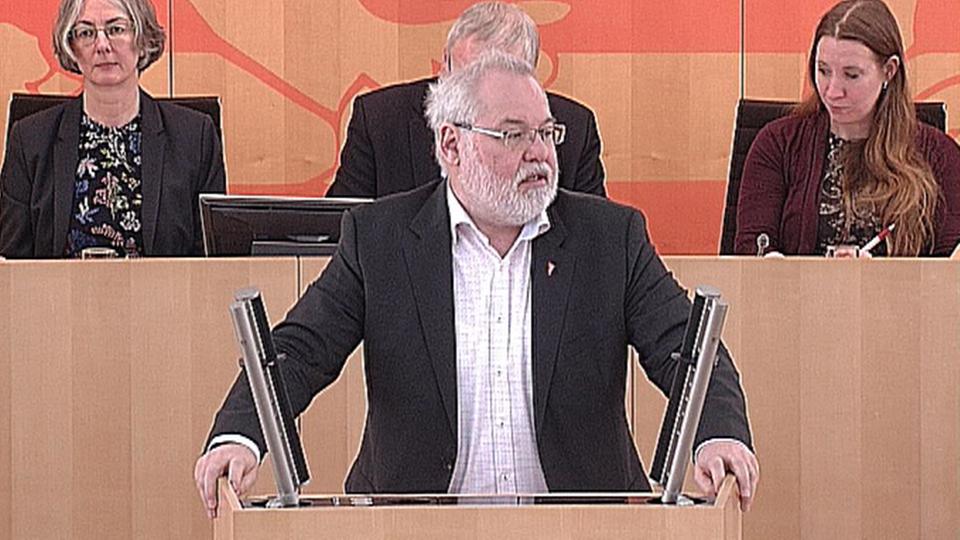 Videos aus dem Landtag Gewalt gegen Einsatzkräfte hessenschau de 2018