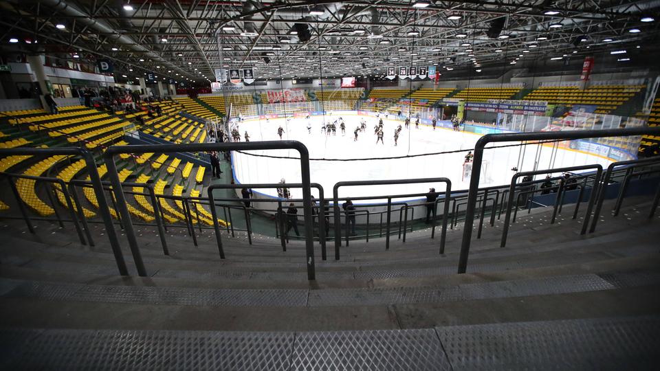 Schlittschuh laufen in Hessen Eisbahnen und Eishallen im Überblick