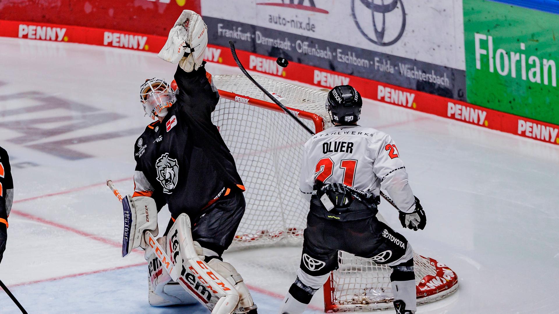 Löwen Frankfurt geben in DEL Sieg aus der Hand Kassel Huskies und EC