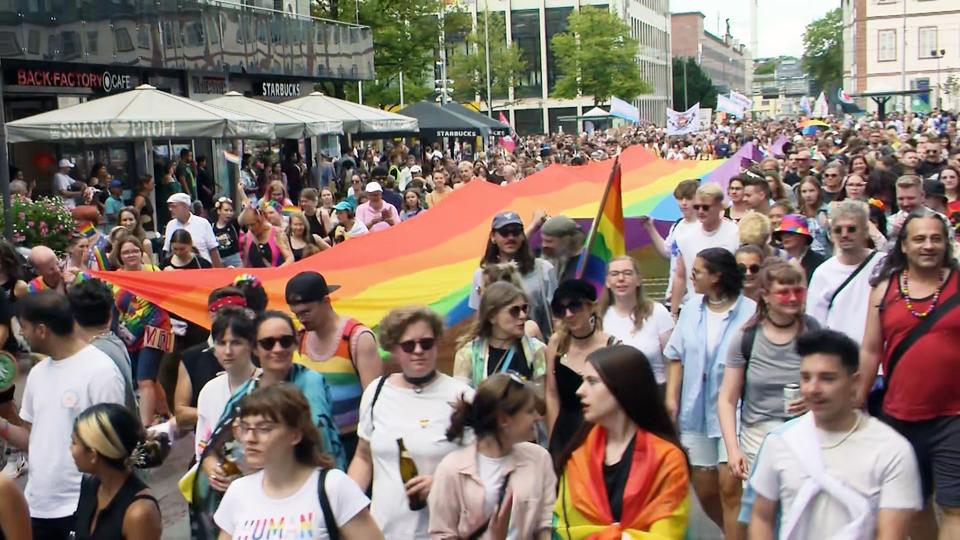 CSD Darmstadt: Bunte Parade für Vielfalt und Toleranz