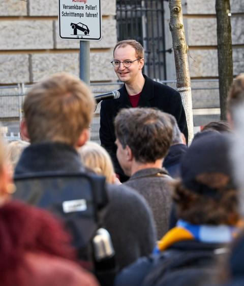 Felix Kiunke auf einer Demo am 16. Oktober in Berlin.