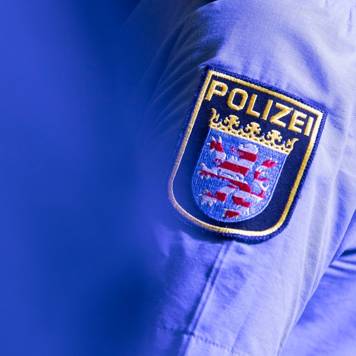 Razzien Gegen Kindesmissbrauch: Polizei Durchsucht 75 Wohnungen In ...