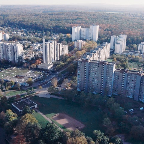 Luftaufnahme von Darmstadt-Kranichstein - Hochhaussiedlung