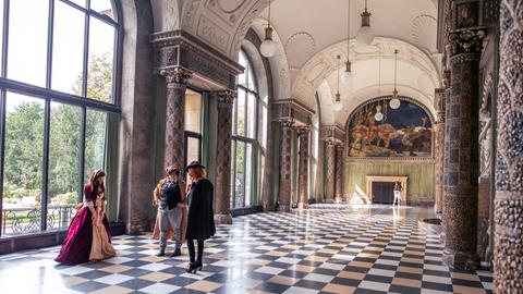 Im Wiesbadener Kurhaus können Cosplay-Fotoshootings gehalten werden.