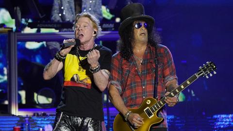 Sänger Axl Rose und Gitarrist Slash