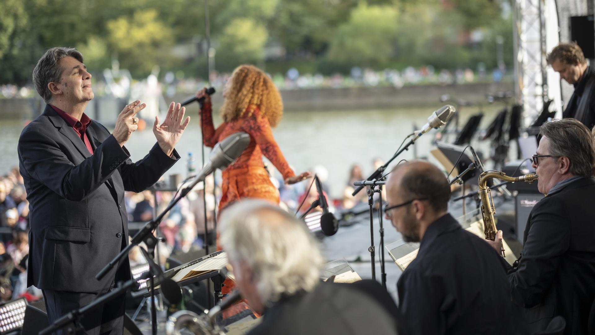 Jetzt im Livestream Das Europa Open Air an der Weseler Werft in