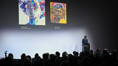 Naomi Beckwith, Künstlerische Leiterin der der documenta 16, stellt in der documenta-Halle ihr kuratorisches Konzept vor. Die kommende Weltkunstausstellung documenta findet vom 12. Juni bis 19. September 2027 in Kassel statt.