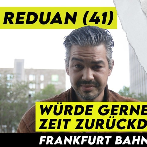 Collage eine sverhärmten Mannes, daneben ein junger Kampfsportler. Schriftzug: Reduan, 41, würde gern die Zeit zurückdrehen. 