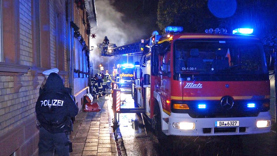 Feuerwehr Rettet Hund Und Katze Wiesbadener Hotel