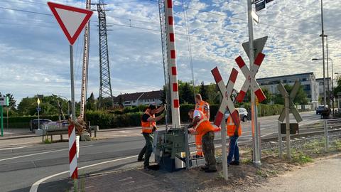 Frankfurt Nied Bahnübergang