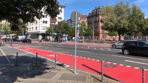 Besagter Radweg am Friedberger Platz