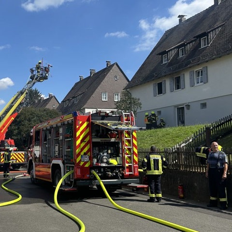 Die Feuerwehr im Einsatz in Sontra.