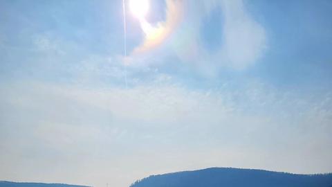 "Ein "Engel" schwebte gestern Nachmittag zum Sonnenuntergang, über dem Baggersee im Lauenförde!" Diese Worte schreibt uns hessenschau.de-Nutzer Guido Klein zu seinem himmlischen Foto.