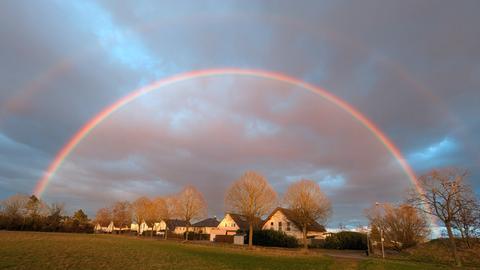 Das Bild des doppelten Regenbogens hat uns hessenschau.de-Nutzer Marco Krummer aus Dietkirchen geschickt.