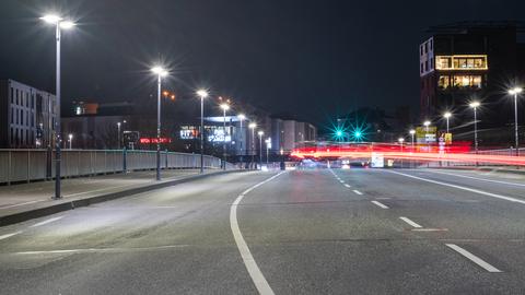 "Gießen bei Nacht", schreibt uns hessenschau.de-Nutzer Markus Mönicke zu seinem Foto.