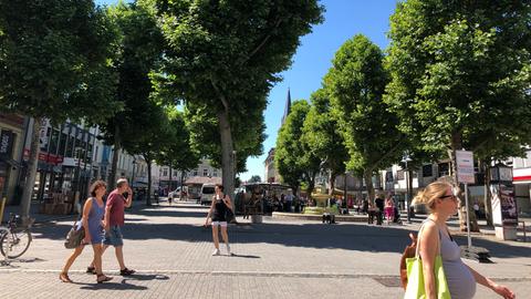 Der Limburger Neumarkt mit seinen Platanen