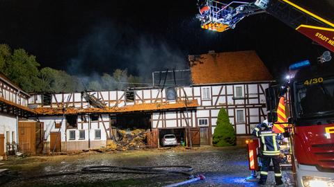 Feuerwehreinsatz bei Scheunenbrand in Neukirchen