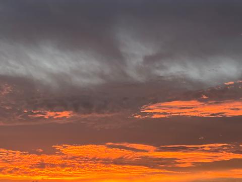 Sonnenaufgang über Frankfurt