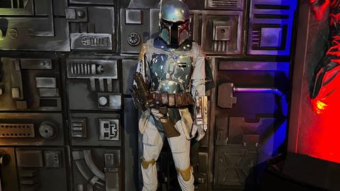 A replica "Boba Fett" is part of the exhibition. 