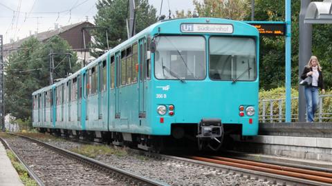 Eine U-Bahn in Frankfurt