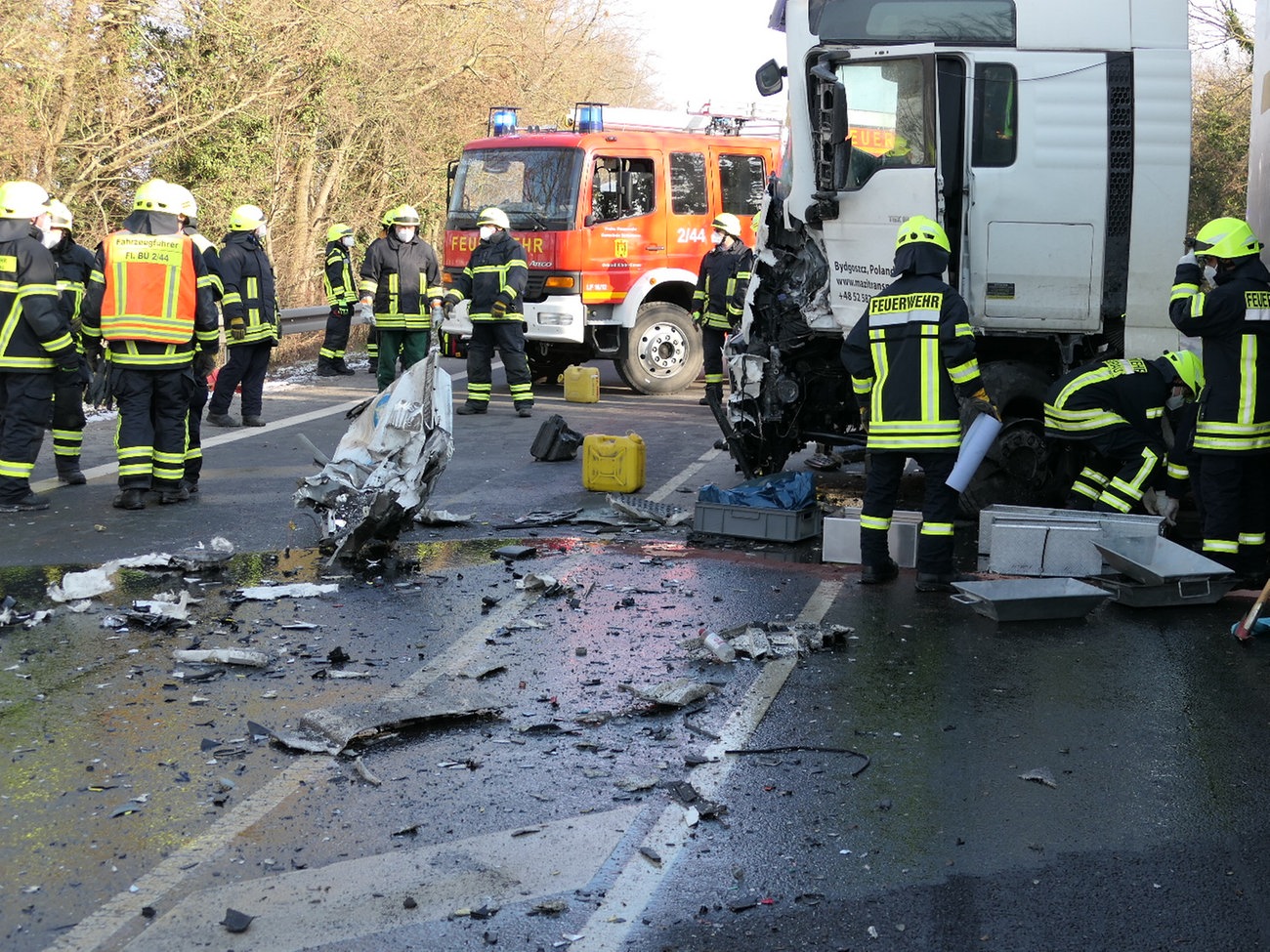 Fahrer Von Kleinbus Stirbt Nach Unfall Auf B44 Bei Buttelborn Hessenschau De Panorama