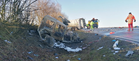 Autofahrer Verbrennt Nach Zusammenstoss Mit Mullwagen Hessenschau De Panorama