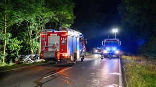 Junger Autofahrer Und Kind Sterben Auf Bundesstraße Bei Stadtallendorf ...