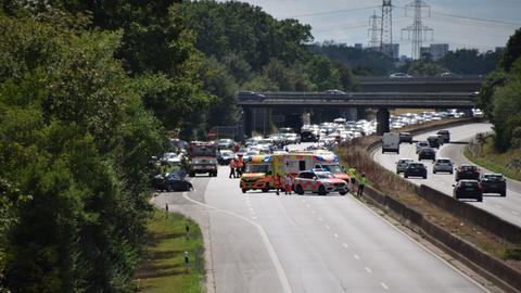 Autobahnsperrung nach Unfall bei Viernheim