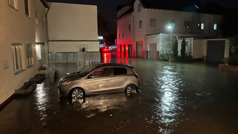 Straßen unter Wasser in Groß-Umstadt