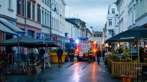 Rettungskräfte in Wiesbadener Innenstadt