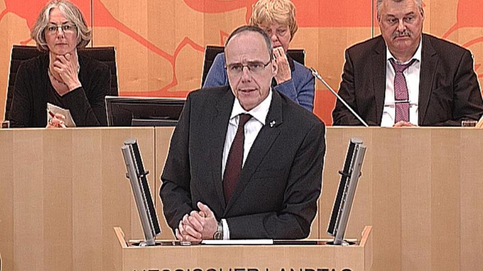 Peter Beuth (CDU): "Für Rechtsextreme Bands Ist In Hessen Kein Platz ...