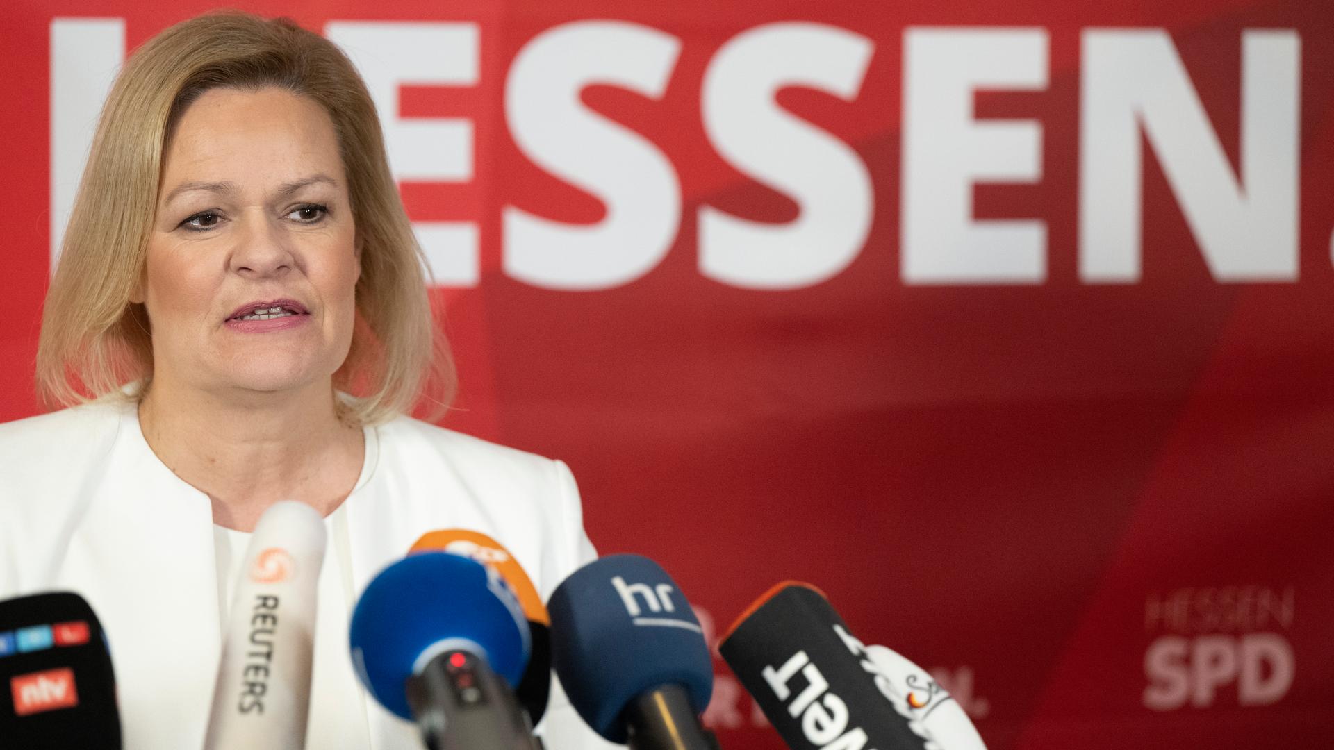 SPD-Landesvorstand Nominiert Faeser Einstimmig Als Spitzenkandidatin ...