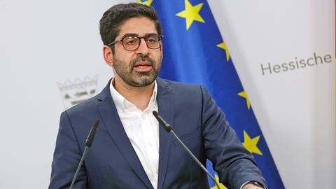 Hessens Wirtschaftsminister Kaweh Mansoori 