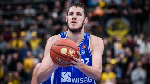 Einaras Tubutis am Ball für die Skyliners Frankfurt