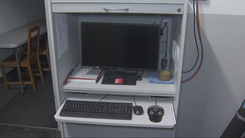 Der alter Computer für den Video-Beweis im Stadion des EC Bad Nauheim.