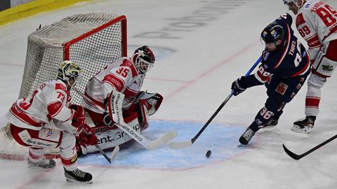 Die Kassel Huskies im Spiel gegen den EC Bad Nauheim