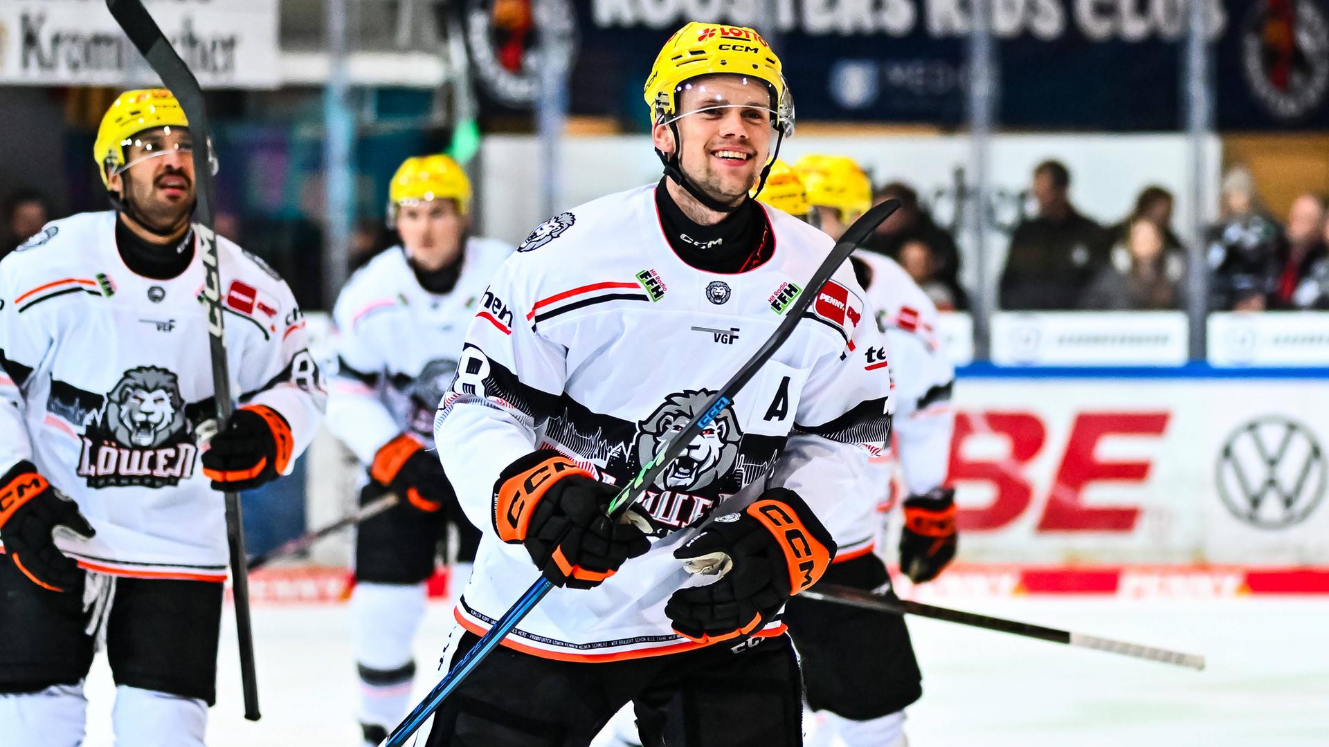 Löwen siegen knapp, Kassel gewinnt Hessenderby