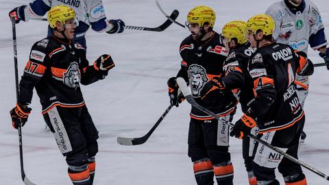 Die Löwen Frankfurt konnten am Ende gegen Iserlohn jubeln.