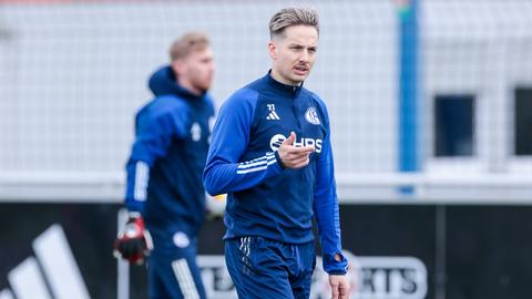 Cedric Brunner war zuletzt für Schalke 04 am Ball.