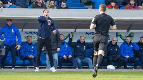 Lilien-Trainer Florian Kohfeldt war wütend auf den Schiedsrichter.