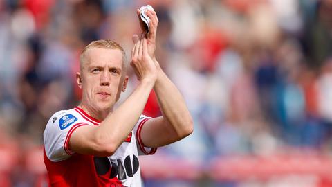 Isac Lidberg im Trikot des FC Utrecht