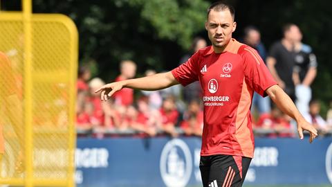 Julian Justvan beim Training des 1. FC Nürnbergs