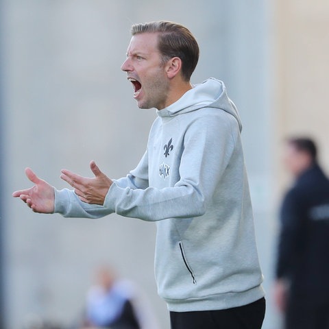 Florian Kohfeldt beim Spiel gegen Magdeburg. 