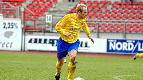 Von Mainz ging es nach Saarbrücken und dann zu Eintracht Braunschweig. Dort absolvierte er 82 Spiele.