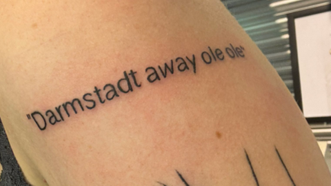 Das Darmstadt-Tattoo eines englischen Fans.